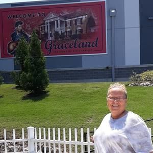 Meet your Posher, Nancy